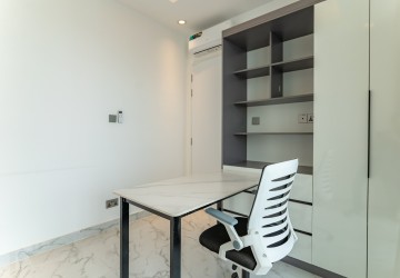 20th Floor 2 Bedroom Condo For Sale -J Tower 2, BKK1, Phnom Penh thumbnail