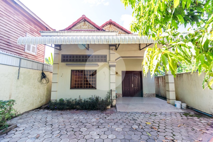 2 Bedroom House For Sale - Sala Kamreuk, Siem Reap