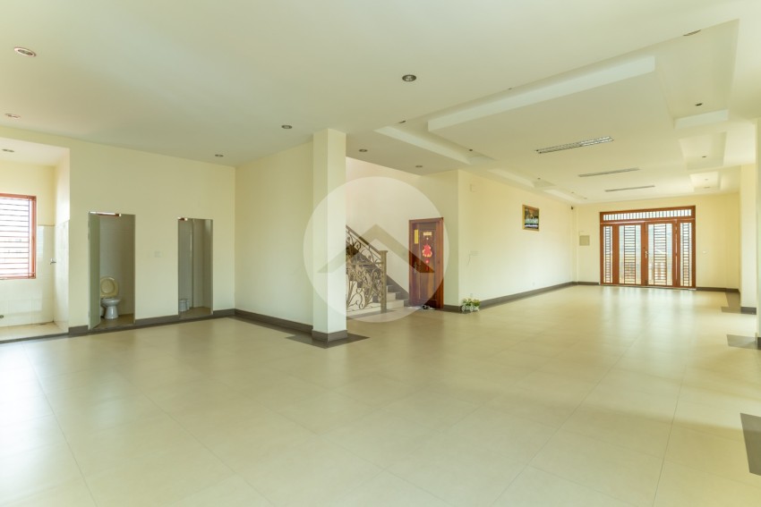 4 Storey Building For Rent - Beoung Tumpun 1, Phnom Penh