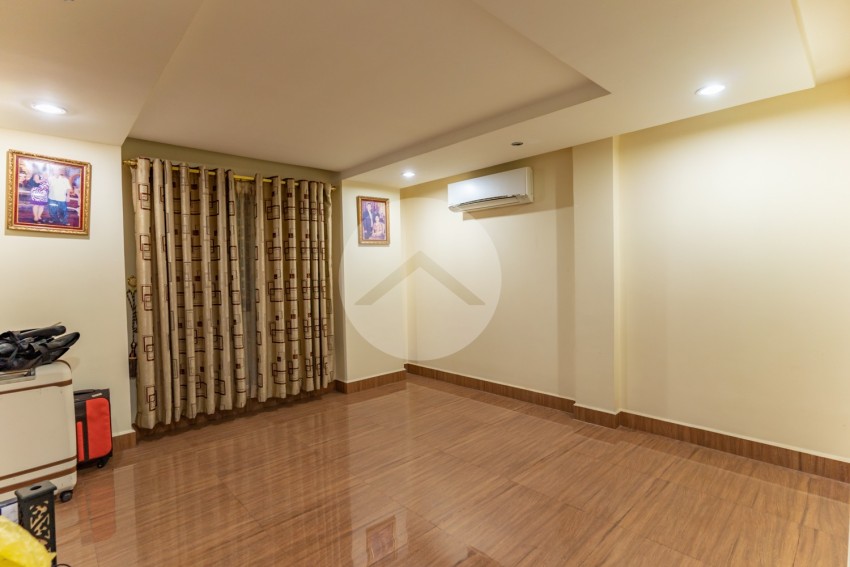 4 Storey Building For Rent - Beoung Tumpun 1, Phnom Penh