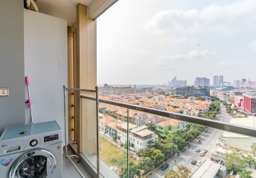 11th Floor 2 Bedroom Condo For Sale - Casa Meridian, Tonle Bassac, Phnom Penh thumbnail