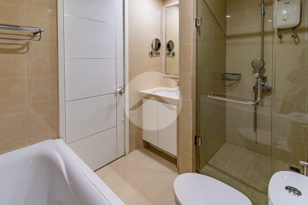 11th Floor 2 Bedroom Condo For Sale - Casa Meridian, Tonle Bassac, Phnom Penh - Image 15 11th Floor 2 Bedroom Condo For Sale - Casa Meridian, Tonle Bassac, Phnom Penh - Image 15