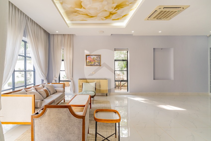 7 Bedroom Villa For Rent - Chak Angrae Kraom, Phnom Penh