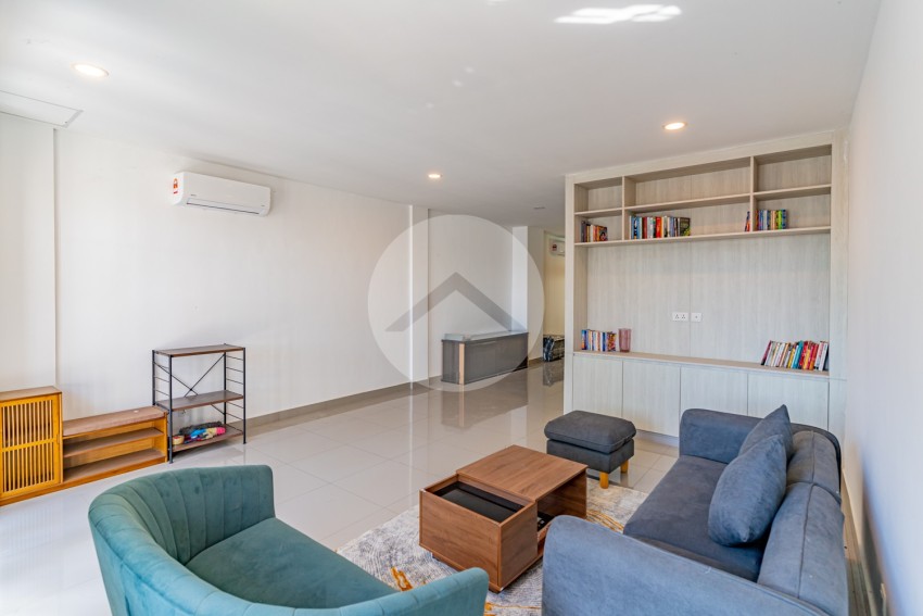 4 Bedroom Link Villa For Rent - Chak Angrae Kraom, Phnom Penh