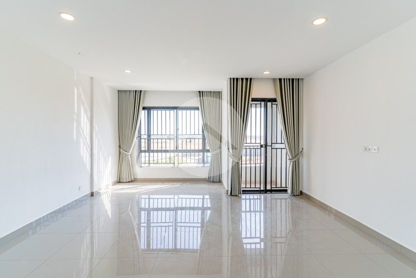 4 Bedroom Link Villa For Rent - Chak Angrae Kraom, Phnom Penh