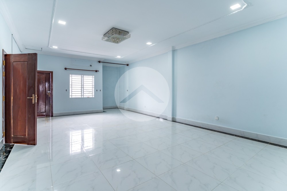 2 Storey Shophouse For Rent - Ta Khmau, Kandal - Image 16