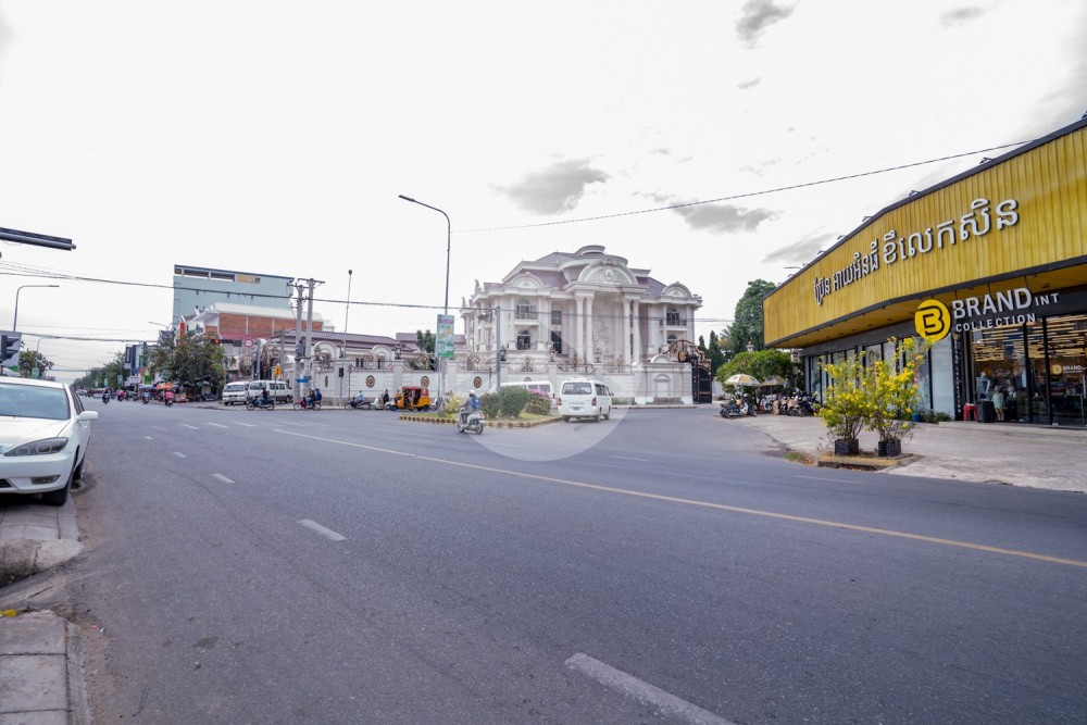 2 Storey Shophouse For Rent - Ta Khmau, Kandal - Image 24
