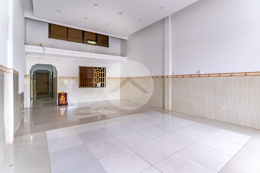 80 Sqm Retail Space For Rent - Ta Khmau, Kandal - Image 4