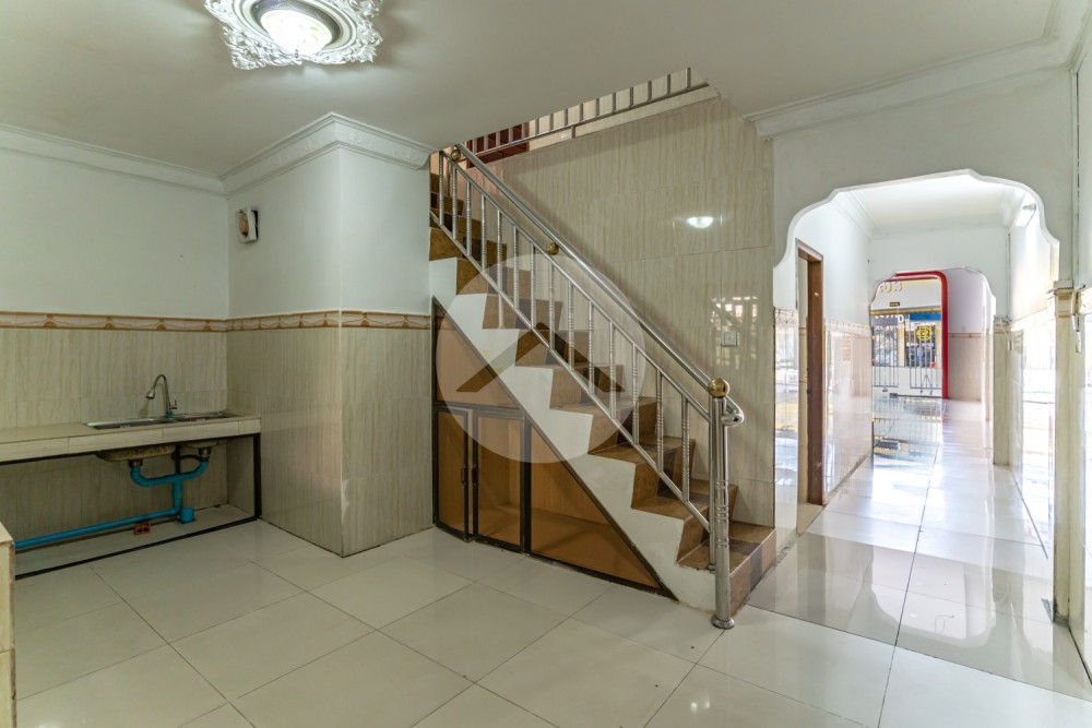 80 Sqm Retail Space For Rent - Ta Khmau, Kandal - Image 11