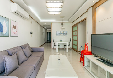 1 Bedroom Condo For Rent - De Castle Royal, BKK1, Phnom Penh thumbnail