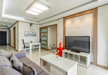 1 Bedroom Condo For Rent - De Castle Royal, BKK1, Phnom Penh thumbnail