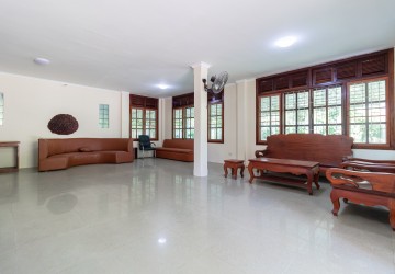 4 Bedroom Villa For Rent - Slor Kram, Siem Reap thumbnail