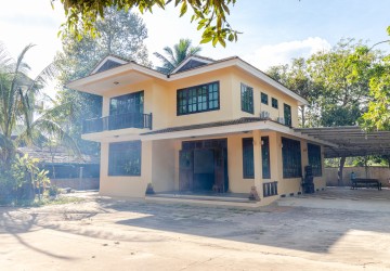 4 Bedroom Villa For Rent - Slor Kram, Siem Reap thumbnail