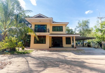 4 Bedroom Villa For Rent - Slor Kram, Siem Reap thumbnail