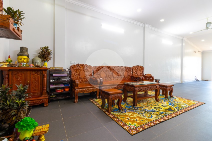 3 Bedroom House For Sale - Svay Dangkum, Siem Reap