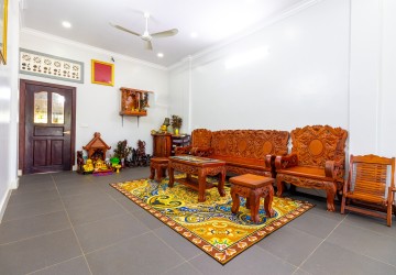 3 Bedroom House For Sale - Svay Dangkum, Siem Reap thumbnail