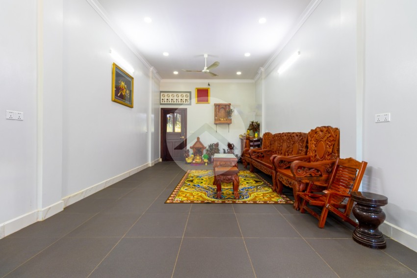 3 Bedroom House For Sale - Svay Dangkum, Siem Reap