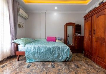3 Bedroom House For Rent - National Road 6, Svay Dangkum, Siem Reap thumbnail