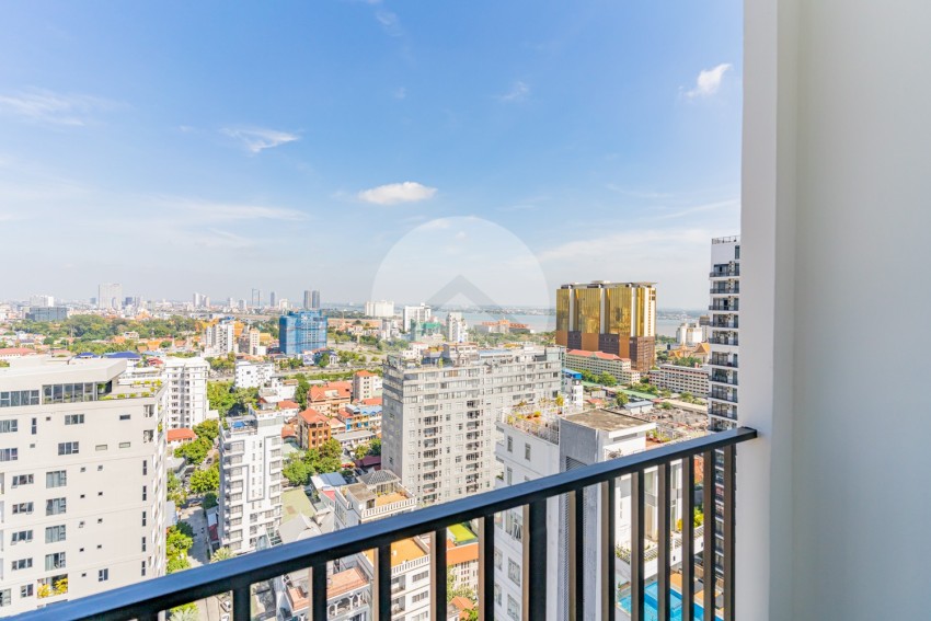 4 Bedroom Serviced Penthouse For Rent - Tonle Bassac, Phnom Penh