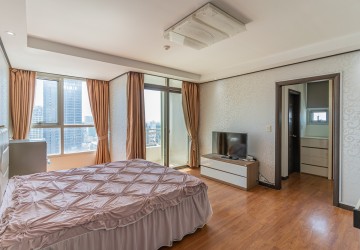 3 Bedroom Condo For Rent - De Castle Royal, BKK1, Phnom Penh thumbnail