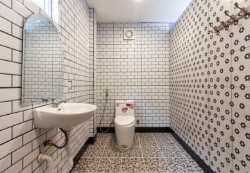 3 Bedroom House For Sale - Svay Dangkum, Siem Reap thumbnail