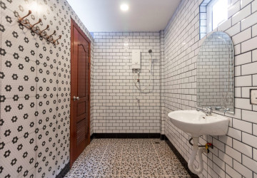 3 Bedroom House For Sale - Svay Dangkum, Siem Reap thumbnail