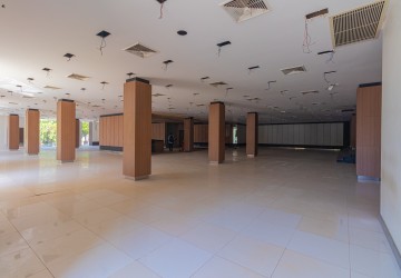 800 Sqm Commercial Building For Rent - Sala Kamreuk, Siem Reap thumbnail