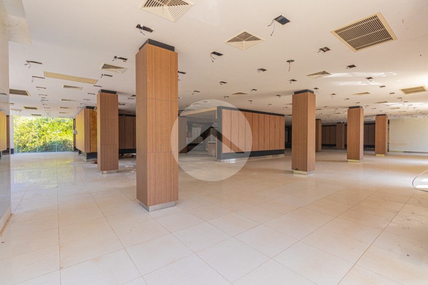 800 Sqm Commercial Building For Rent - Sala Kamreuk, Siem Reap