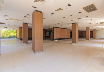 800 Sqm Commercial Building For Rent - Sala Kamreuk, Siem Reap thumbnail