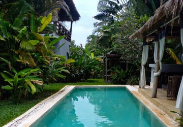 970 Sqm Land  With 2 Villas And A Bangalow For Sale - Prey Thum, Kep thumbnail