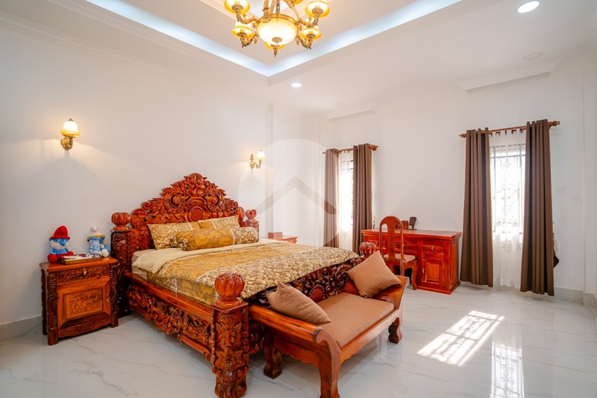 6 Bedroom Villa For Rent - Svay Dangkum, Siem Reap