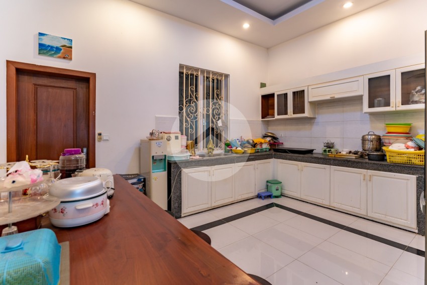 4 Bedroom Twin Villa  For Rent - Chrang Chamres 1,  Phnom Penh