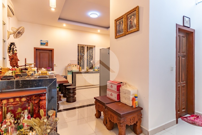 4 Bedroom Twin Villa  For Rent - Chrang Chamres 1,  Phnom Penh