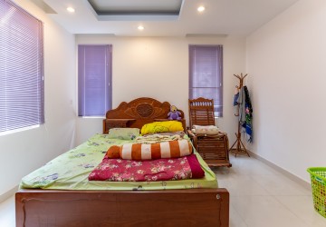 4 Bedroom Twin Villa  For Rent - Chrang Chamres 1,  Phnom Penh thumbnail