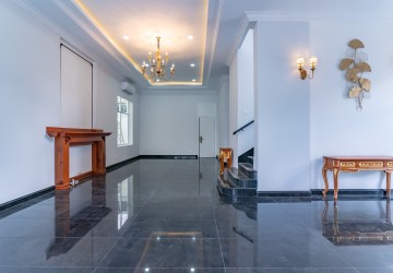 6 Bedroom Villa For Rent - Chak Angrae Kraom, Phnom Penh thumbnail