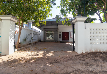 2 Bedroom House For Rent - Chreav, Siem Reap thumbnail