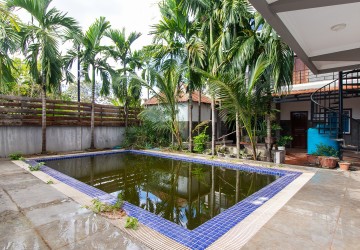 18 Bedroom Guesthouse For Rent - Chreav, Siem Reap thumbnail