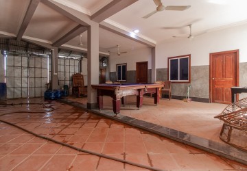 18 Bedroom Guesthouse For Rent - Chreav, Siem Reap thumbnail