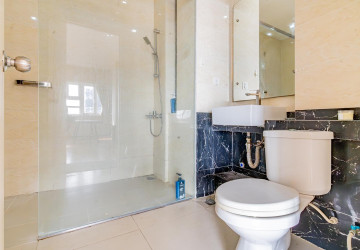 7th Floor 2 Bedroom Condo For Sale - PS Crystal, Beoung Tumpun, Phnom Penh thumbnail