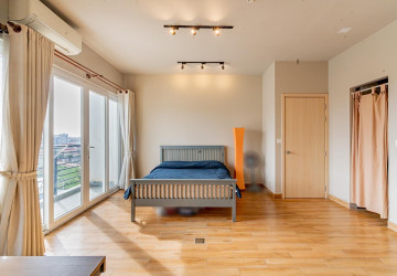 7th Floor 2 Bedroom Condo For Sale - PS Crystal, Beoung Tumpun, Phnom Penh thumbnail