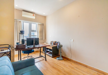 7th Floor 2 Bedroom Condo For Sale - PS Crystal, Beoung Tumpun, Phnom Penh thumbnail