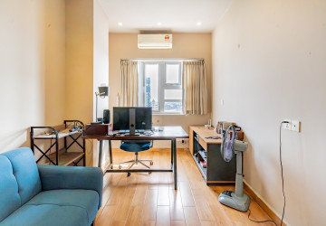 7th Floor 2 Bedroom Condo For Sale - PS Crystal, Beoung Tumpun, Phnom Penh thumbnail