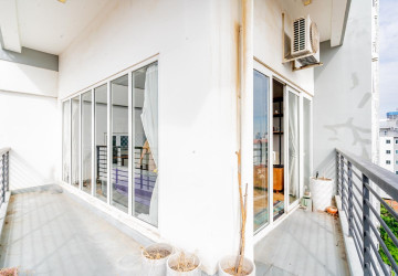 7th Floor 2 Bedroom Condo For Sale - PS Crystal, Beoung Tumpun, Phnom Penh thumbnail