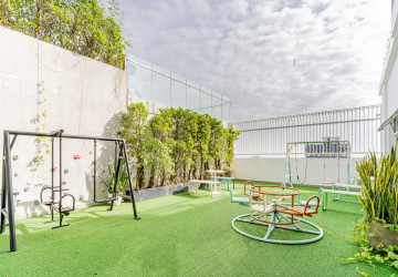 7th Floor 2 Bedroom Condo For Sale - PS Crystal, Beoung Tumpun, Phnom Penh thumbnail