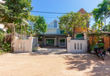 2 Bedroom House For Rent - Svay Dangkum, Siem Reap thumbnail