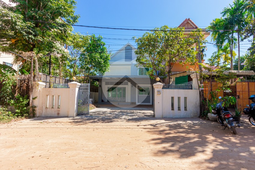 2 Bedroom House For Rent - Svay Dangkum, Siem Reap