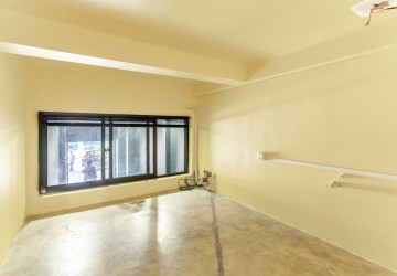 73 Sqm Retail Space For Rent - Chey Chumneah, Phnom Penh thumbnail