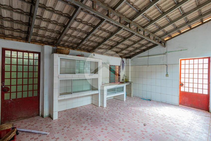 5 Bedroom Shophouse For Rent - Slor Kram, Siem Reap