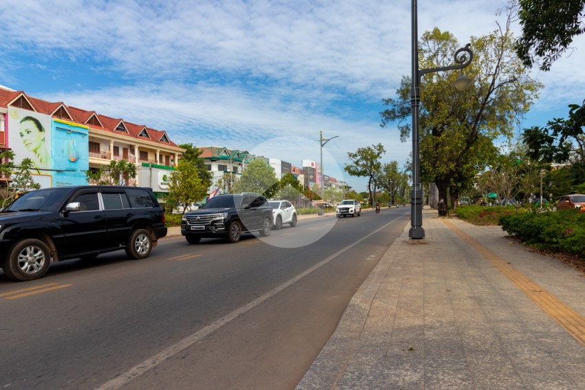 5 Bedroom Shophouse For Rent - Slor Kram, Siem Reap