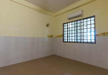 5 Bedroom Shophouse For Rent - Slor Kram, Siem Reap thumbnail